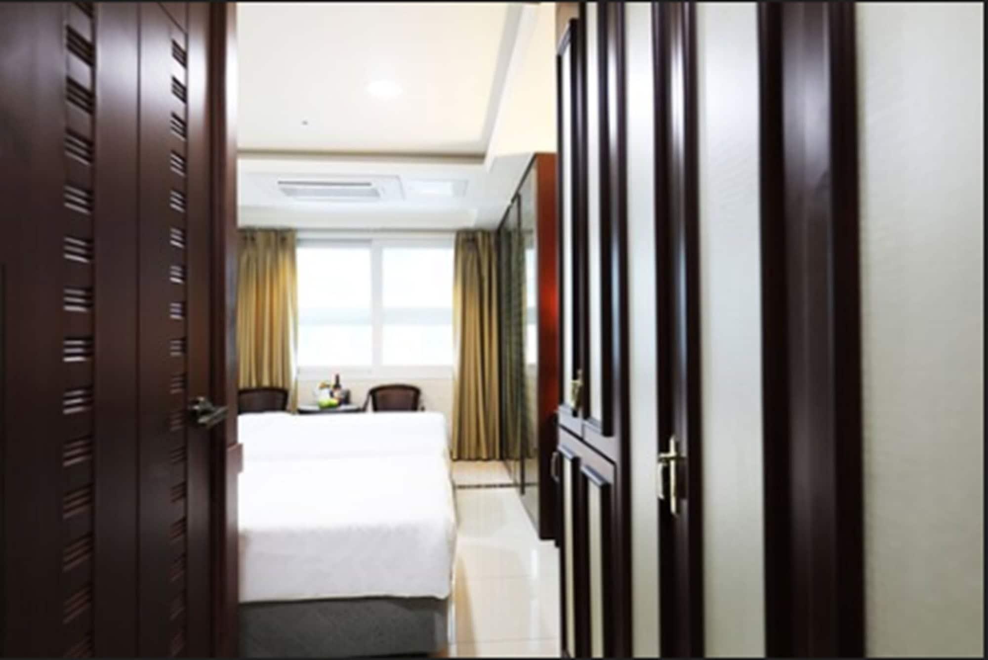 Intercity Seoul Hotel Екстер'єр фото